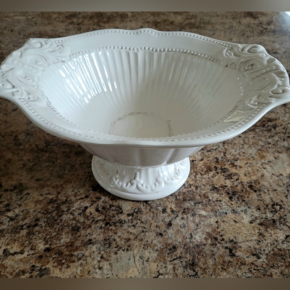 Unique Pedestal Footed Deep Serving Bowl